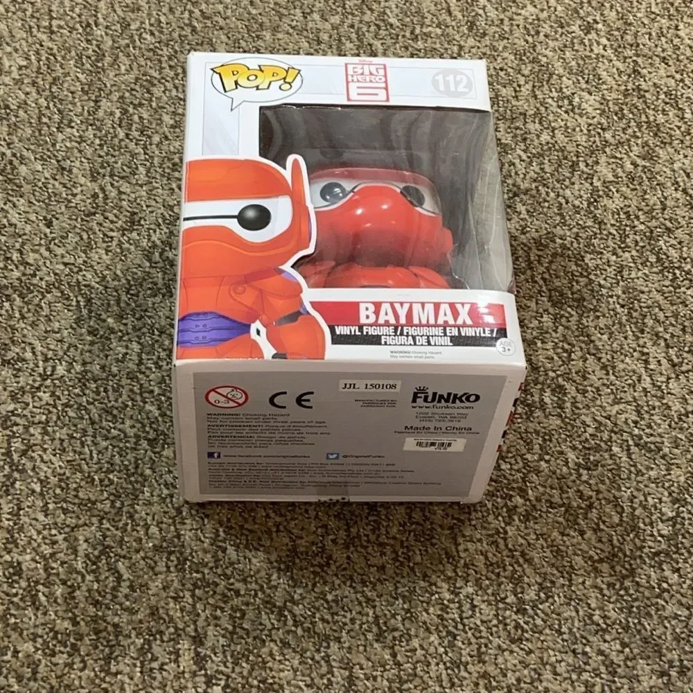Funko Big Hero 6 Baymax (Supersized)#112 Disney Vinyl Figure - Red Collectable